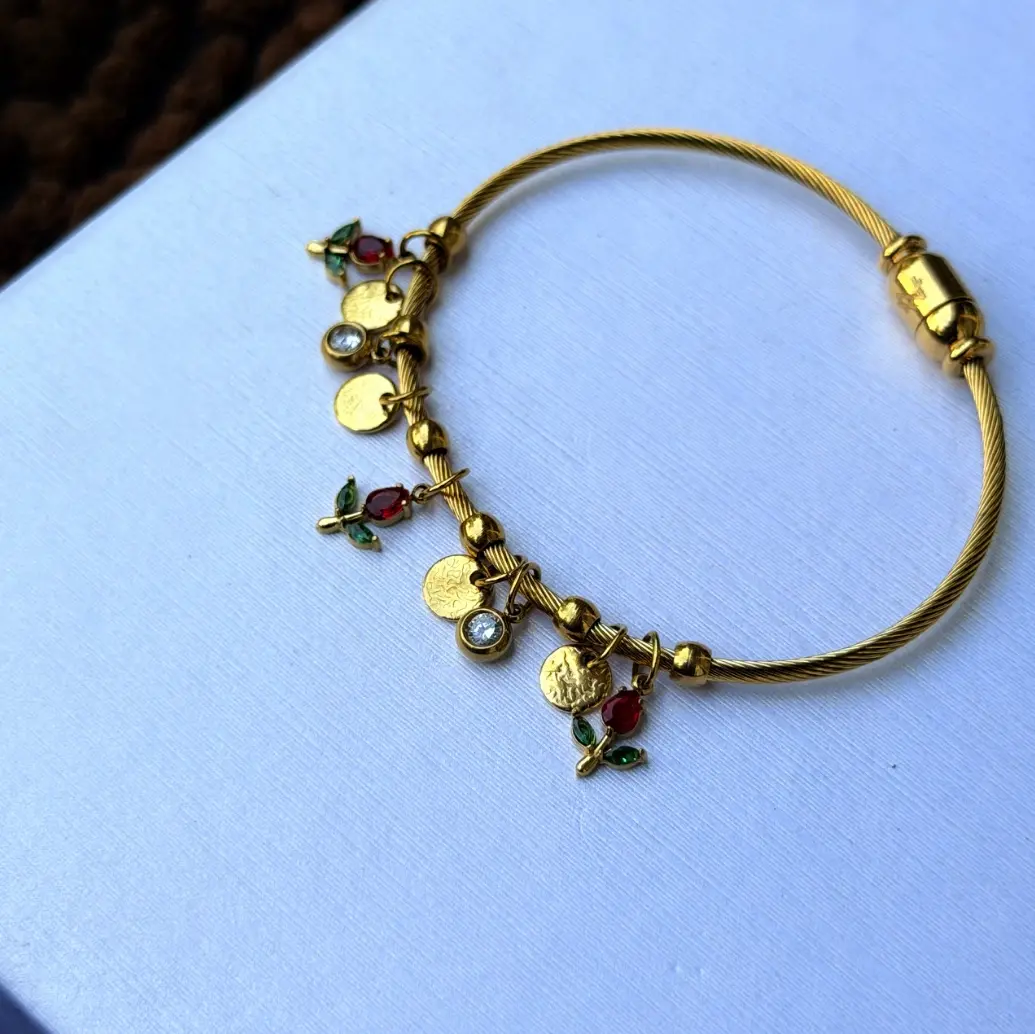 RED TULIP BANGLE