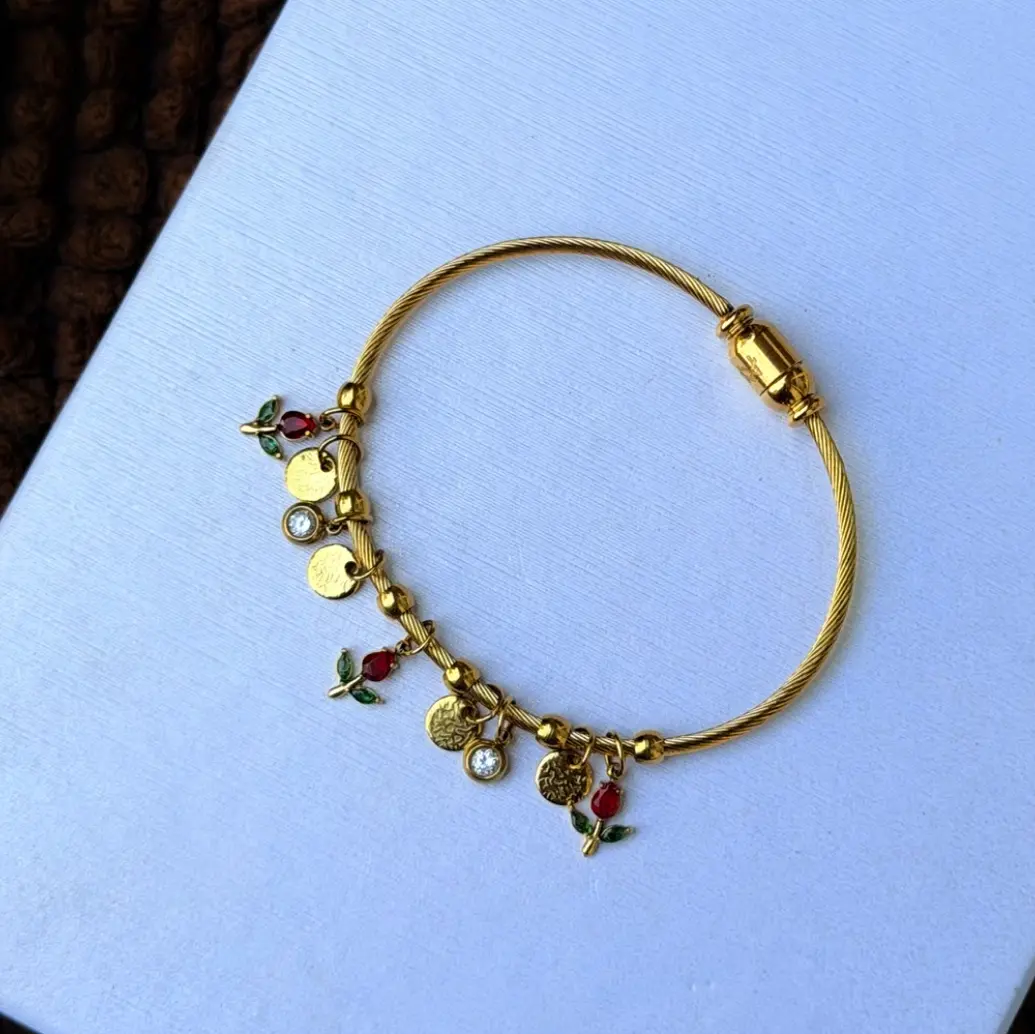 RED TULIP BANGLE