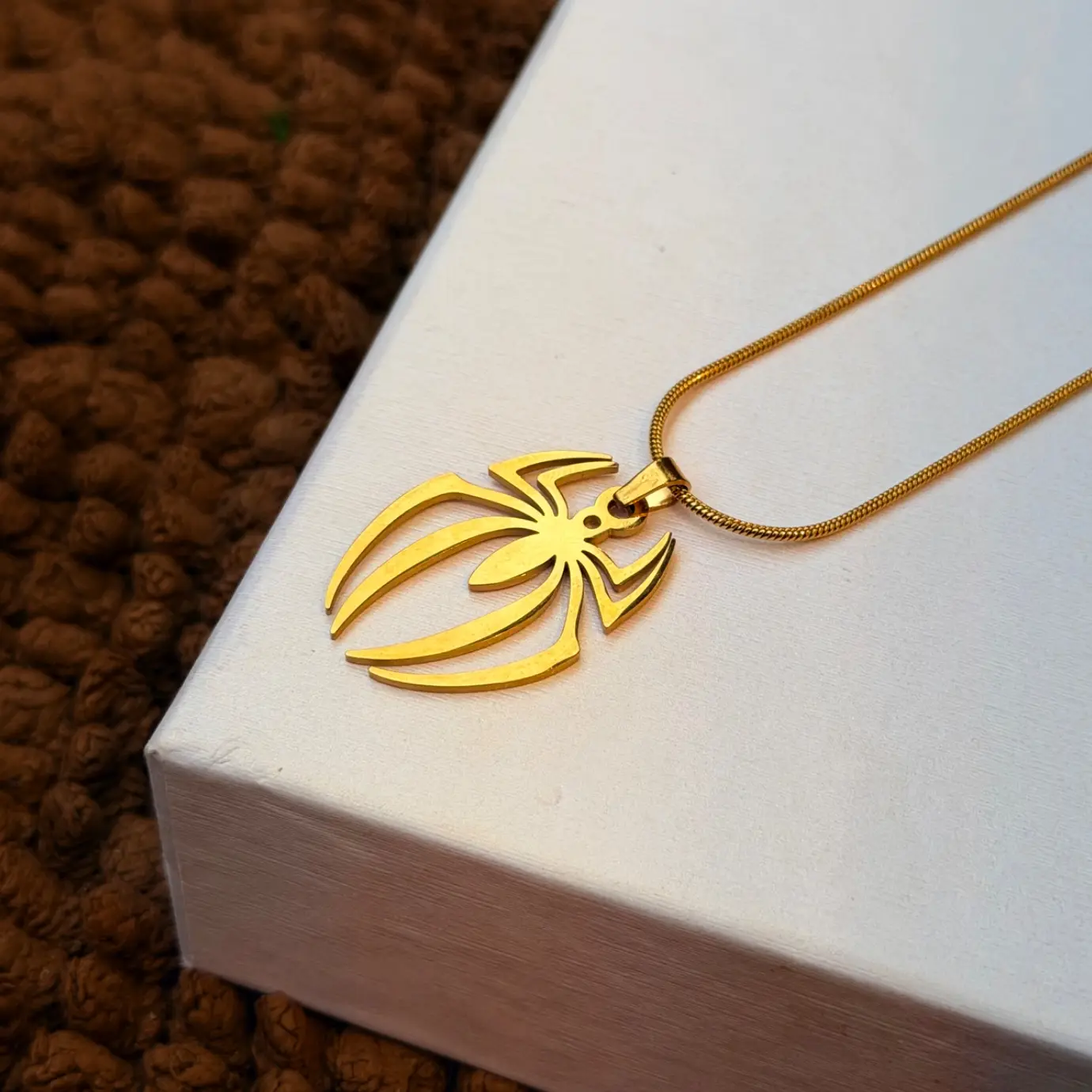 GOLD SPIDER CHAIN
