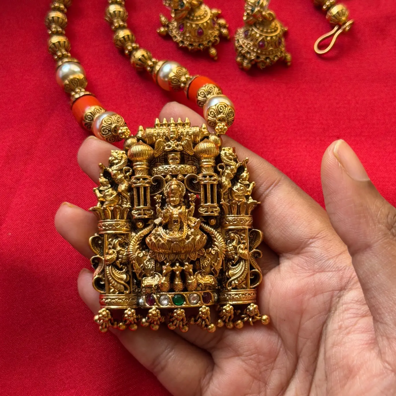 Havala Swarovski Pearl Rajalakshmi Medium Haaram