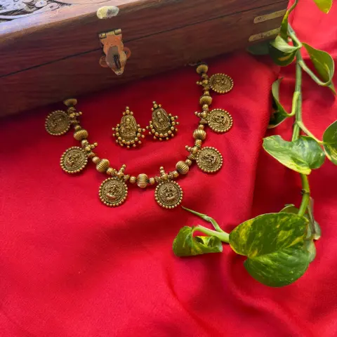 Gold Replica Antique Temple Goddess Lakshmi Coin Medallion Necklace Set – Fluted Bead Spacer Chain & Matching Lakshmi Stud Earrings