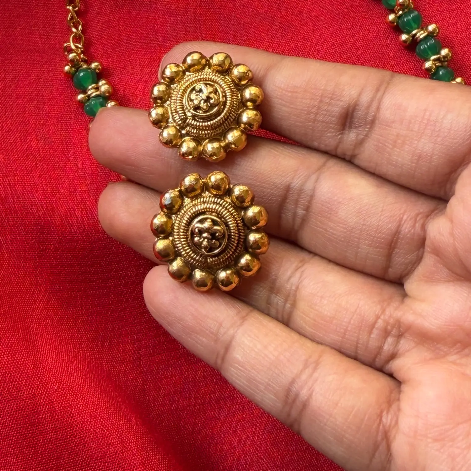 2-in-1 choker + Short Necklace