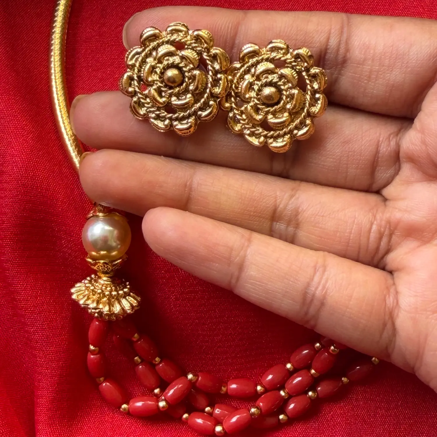 Triple layer Coral Kanti Neck Set