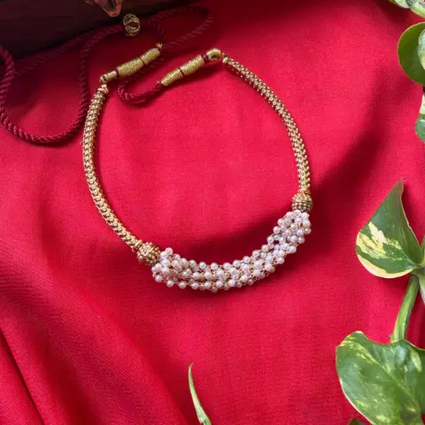 Pearl Cluster Mesh Collar Choker Set – Woven Micro-Pearl Mesh Band, Textured End Caps & Matching Pearl Cluster Studs