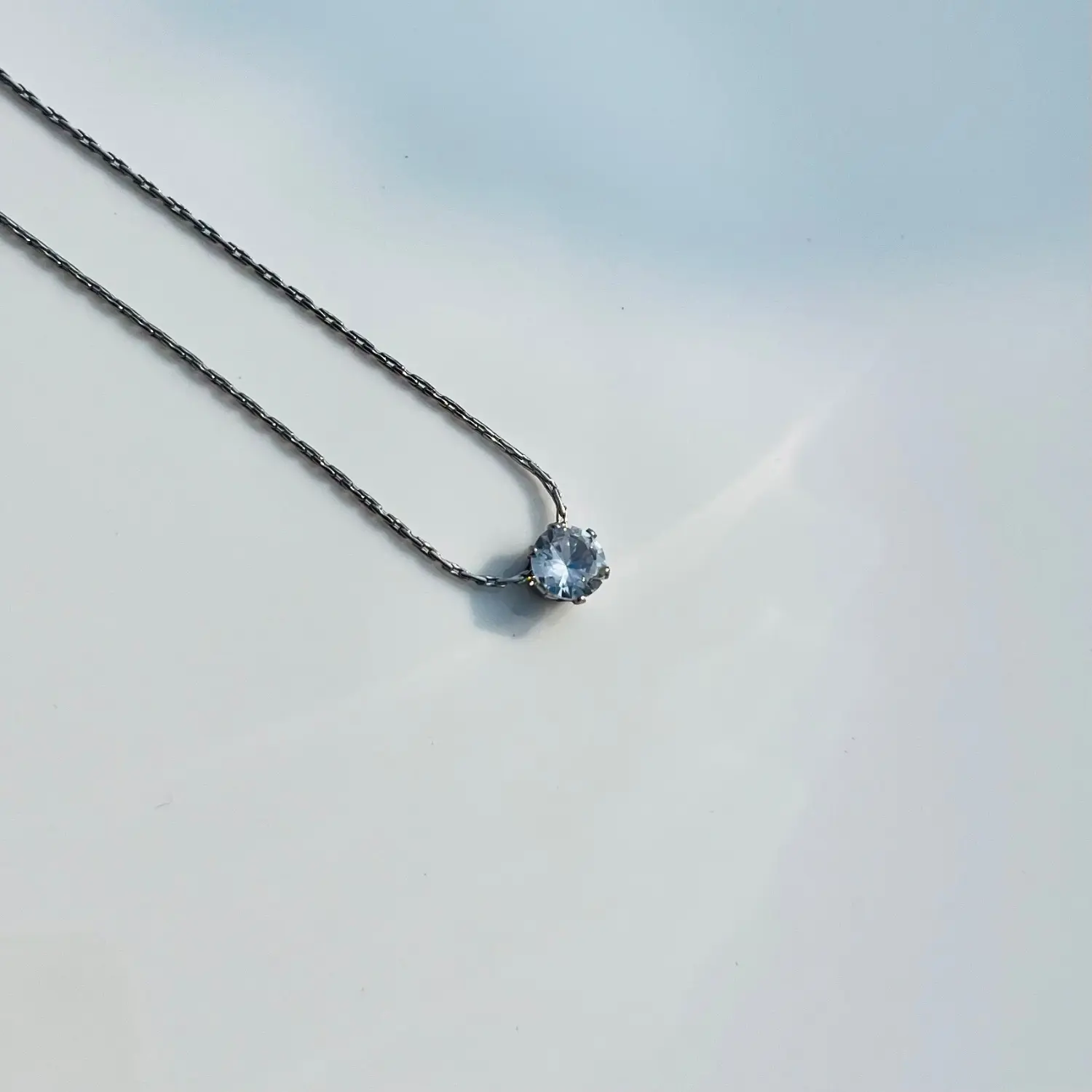 Silver solitaire pendant necklace