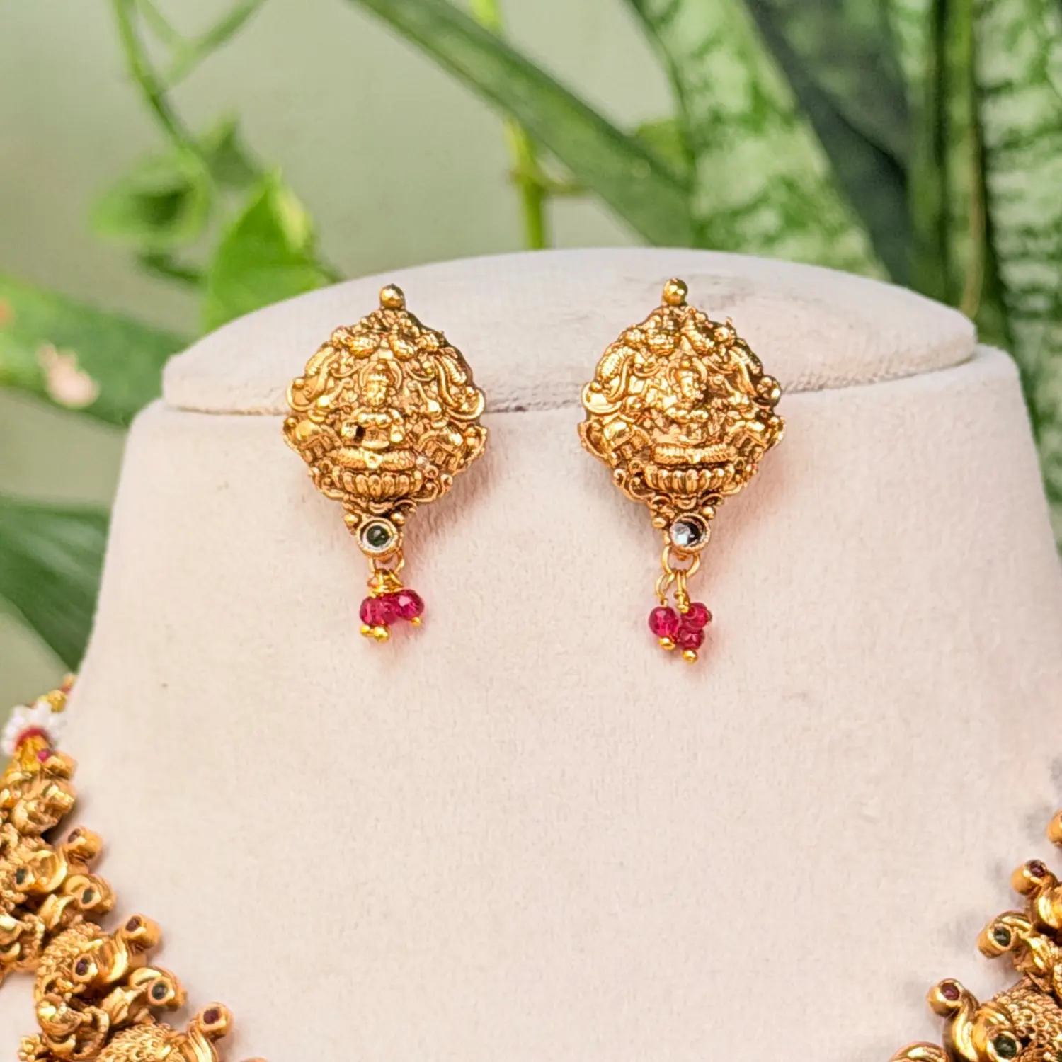 Gold replica Lakshmi Antique Temple Matching Necklace and Haram Set SJSB017