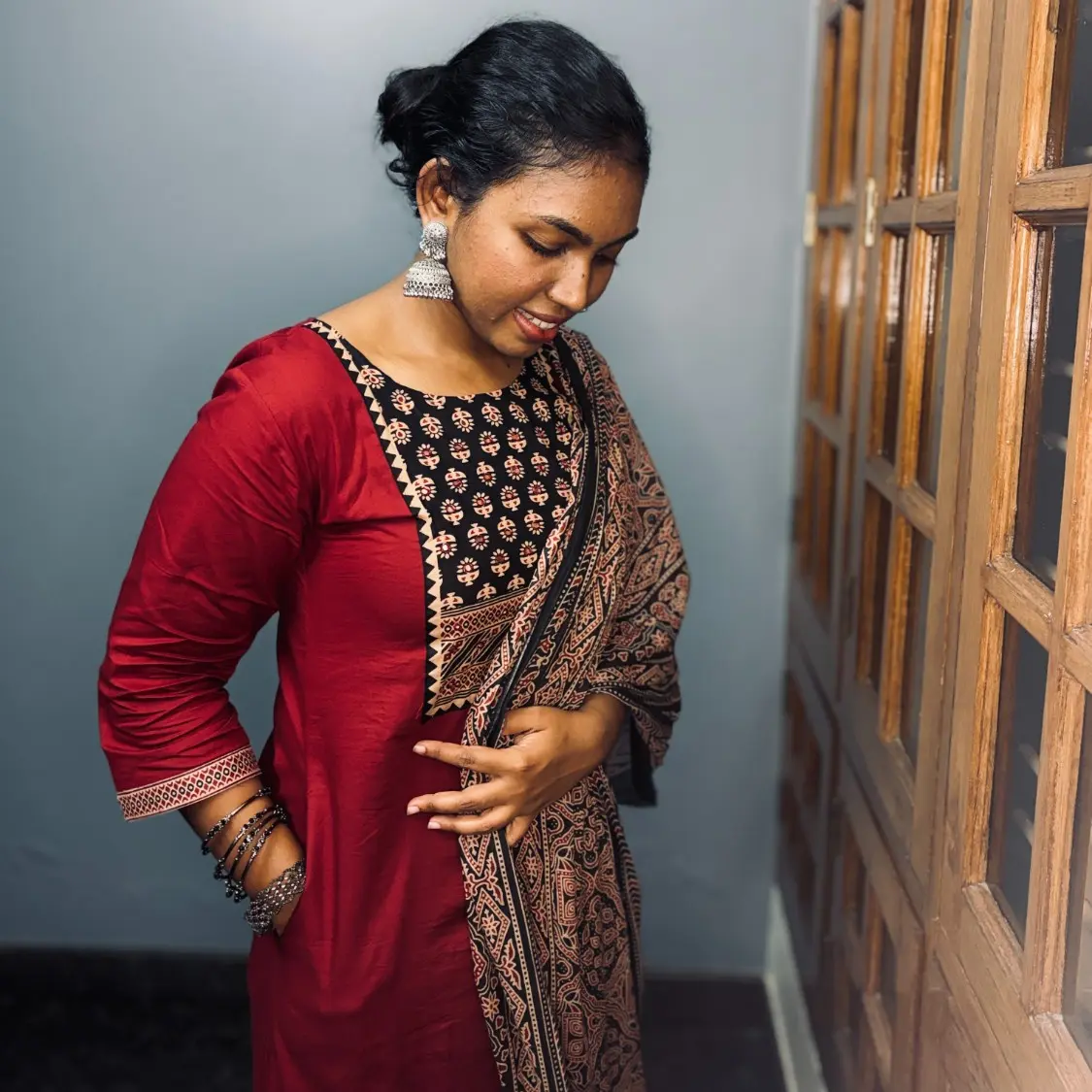 Ruby Noir Kurta Set - H001