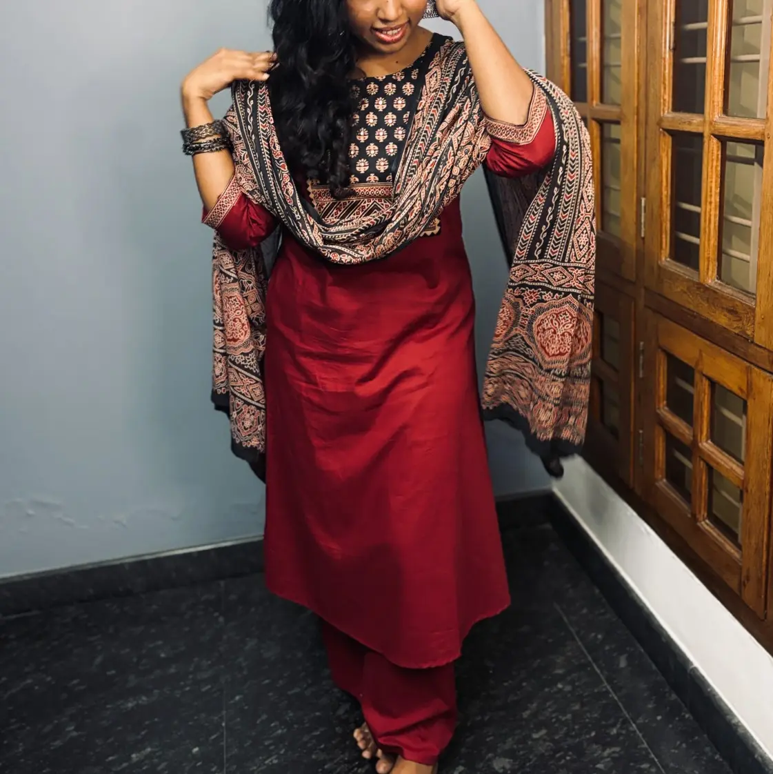 Ruby Noir Kurta Set - H001
