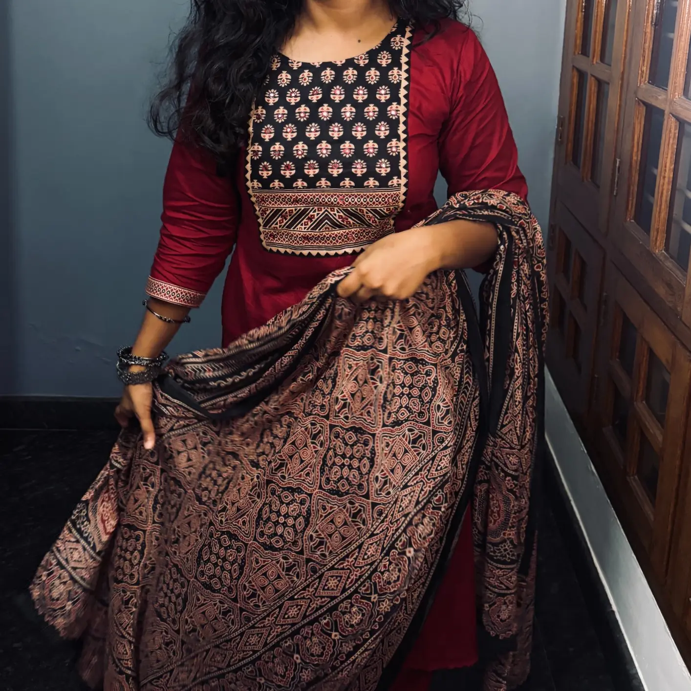 Ruby Noir Kurta Set - H001